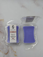 Load image into Gallery viewer, Lavender Scented Soy Wax Melt Single - 1 oz